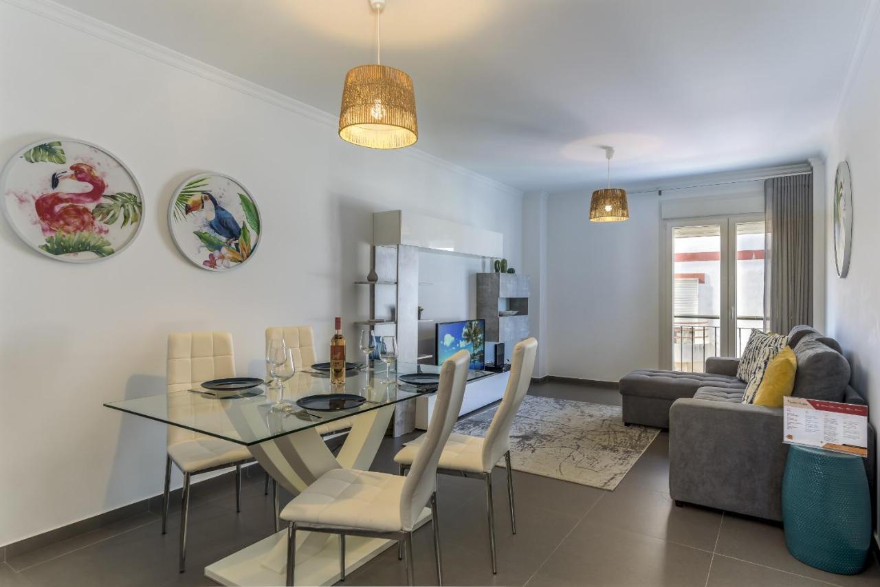 Flh Vila Real Santo Antonio Flat With Pool 维拉·雷阿尔·德·桑托亚 外观 照片